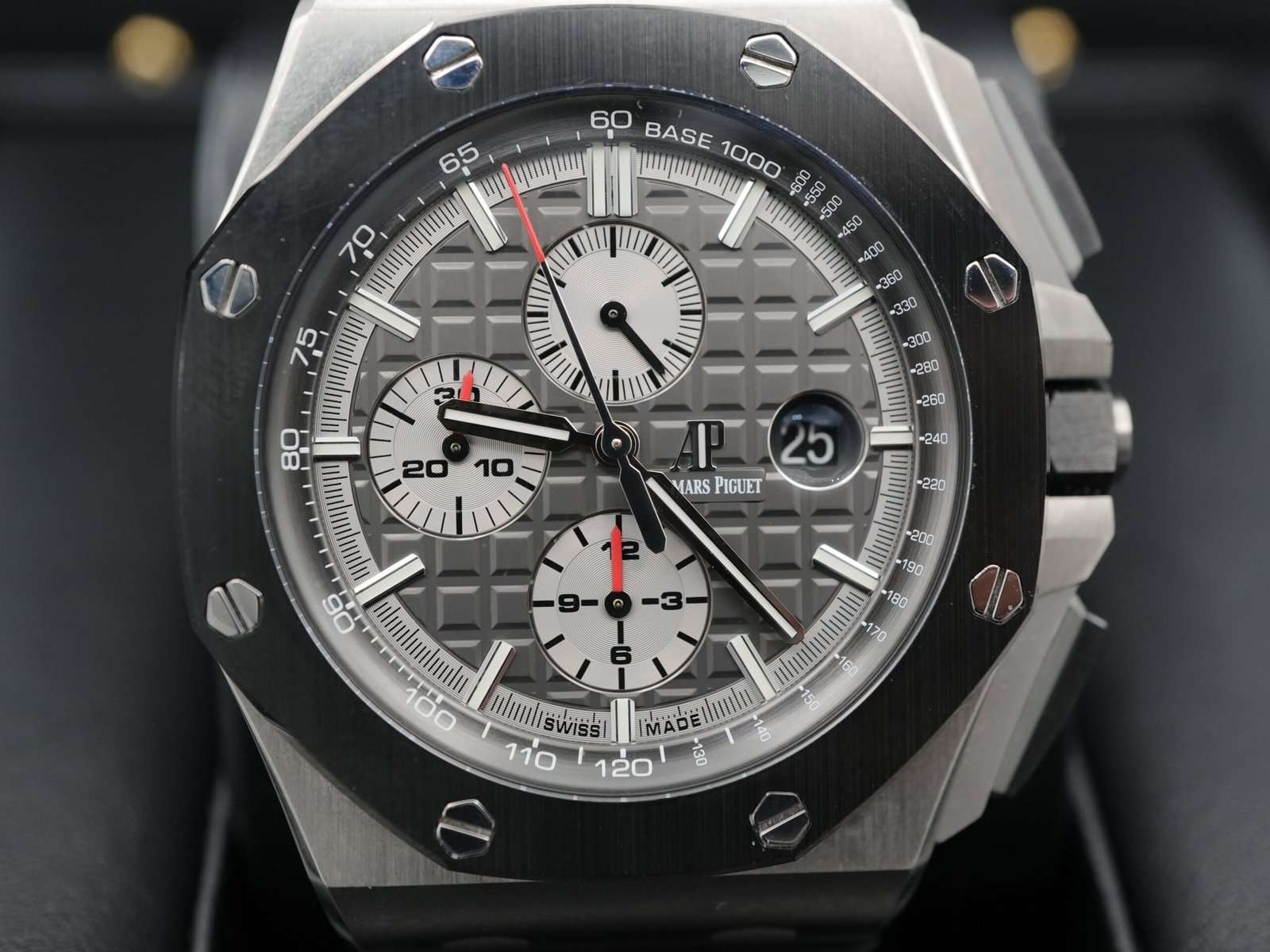 Audemars Piguet Royal Oak Offshore 44 mm / Titanium Slate – Image 3