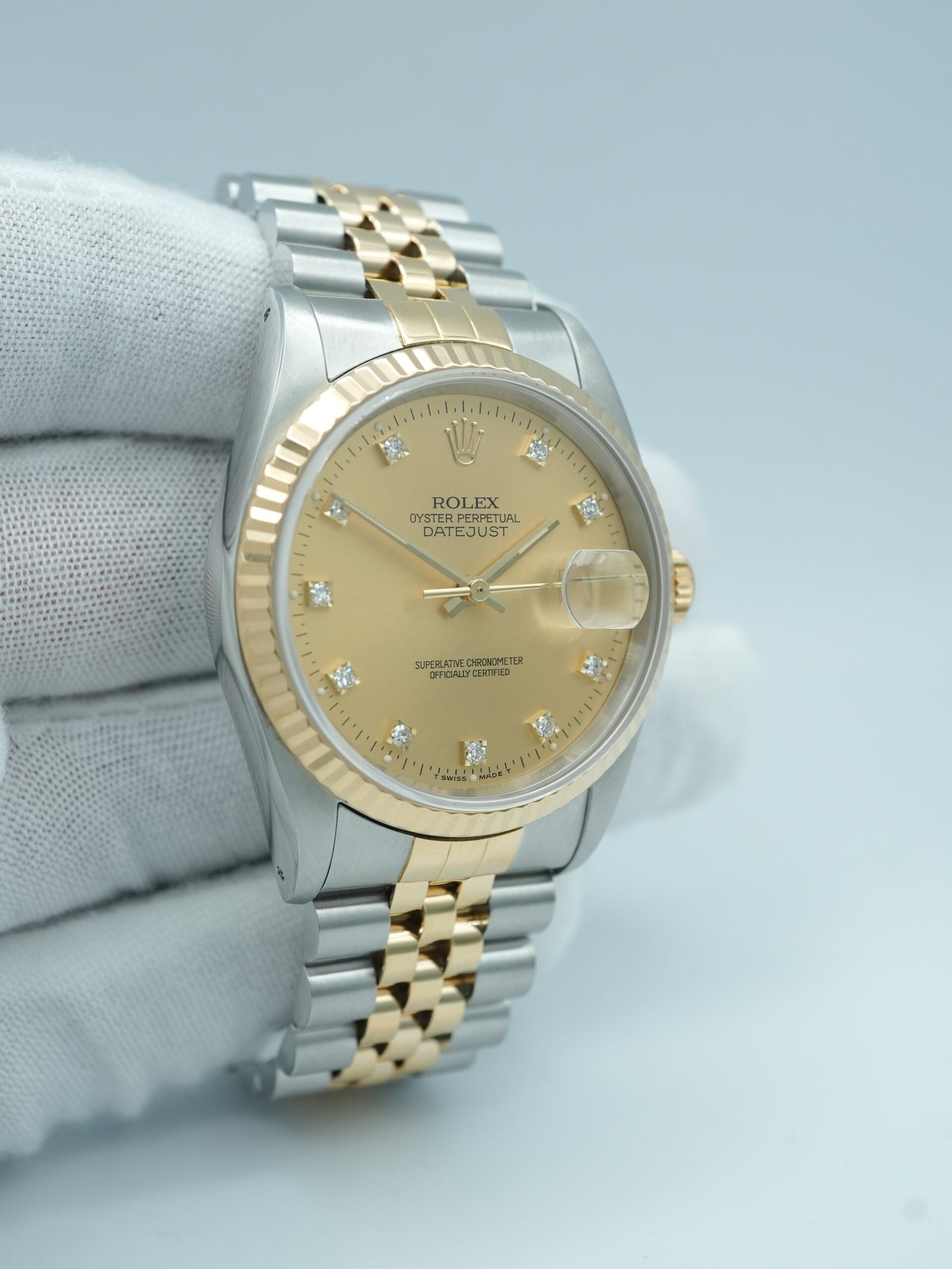 Rolex Datejust 36 mm / Champagne Diamond – Jubilee – Image 4