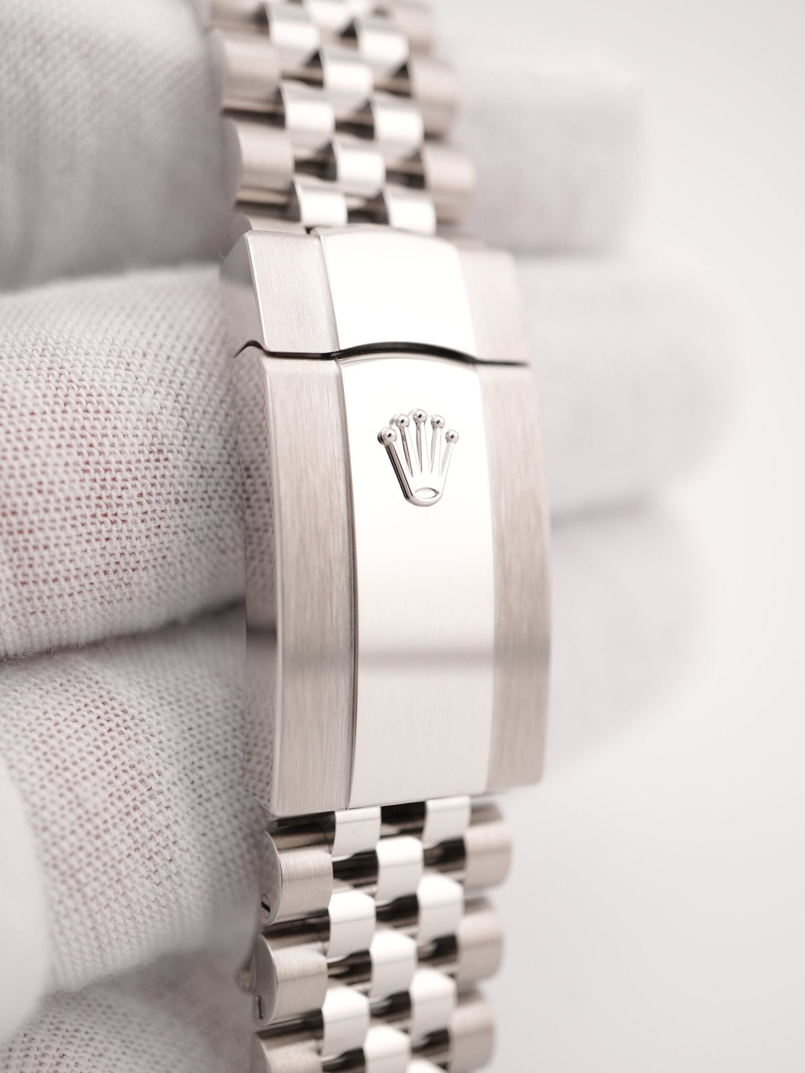 Rolex Datejust 41 mm / White Roman – Jubilee – Image 5